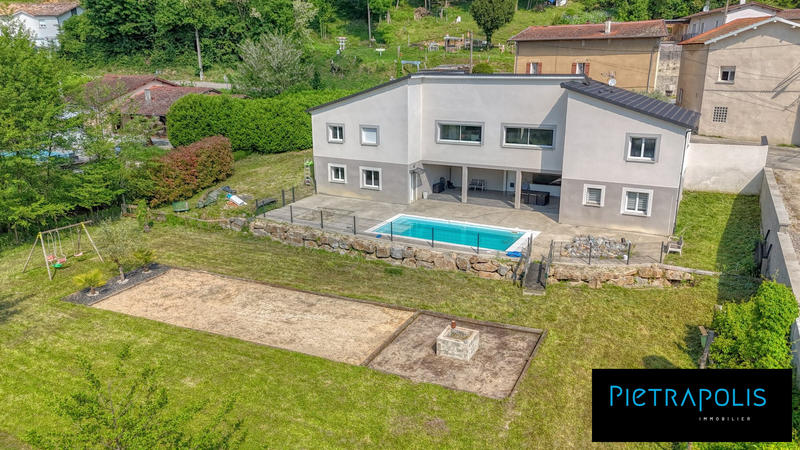 Maison contemporaine - 182 m² - 6 pièces