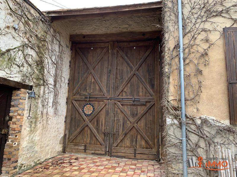 Maison - 301 m² - 8 pièces