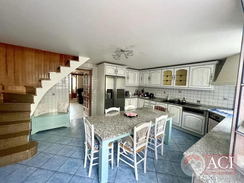 Maison - 105 m² - 4 pièces