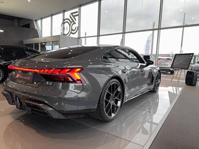 Audi e-tron gt Rs 843 ch quattro Performance