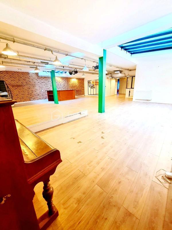 Bureau - 243 m² - 4 pièces