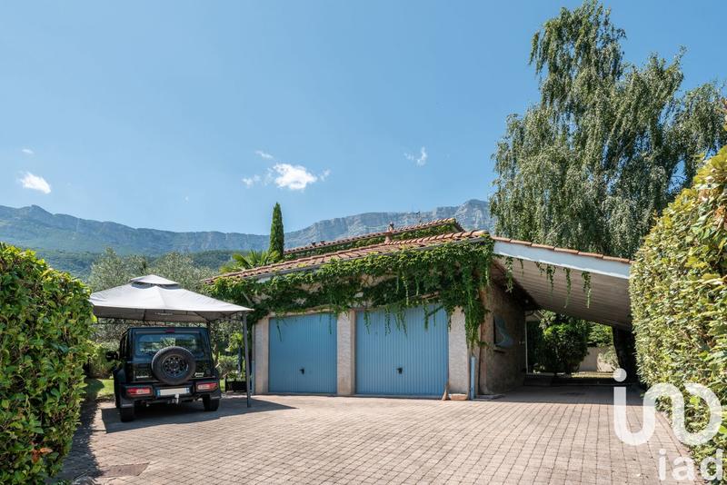 Maison - 152 m² - 6 pièces