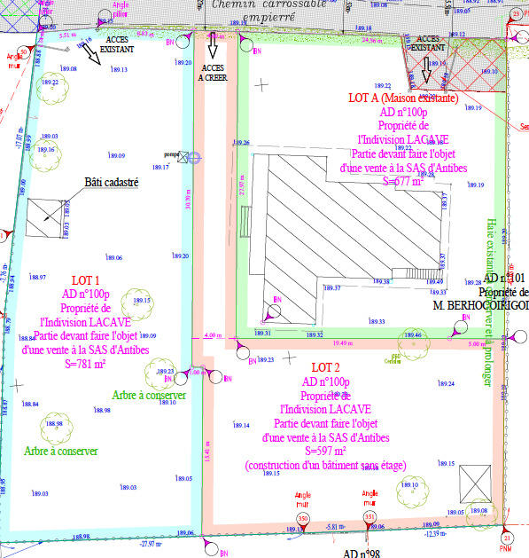 Terrain constructible - 781 m²