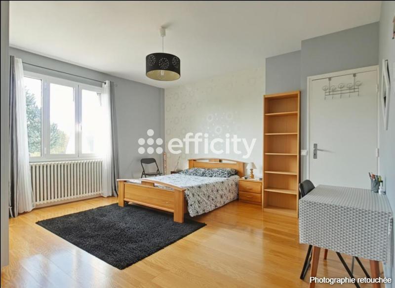 Maison - 143 m² - 7 pièces