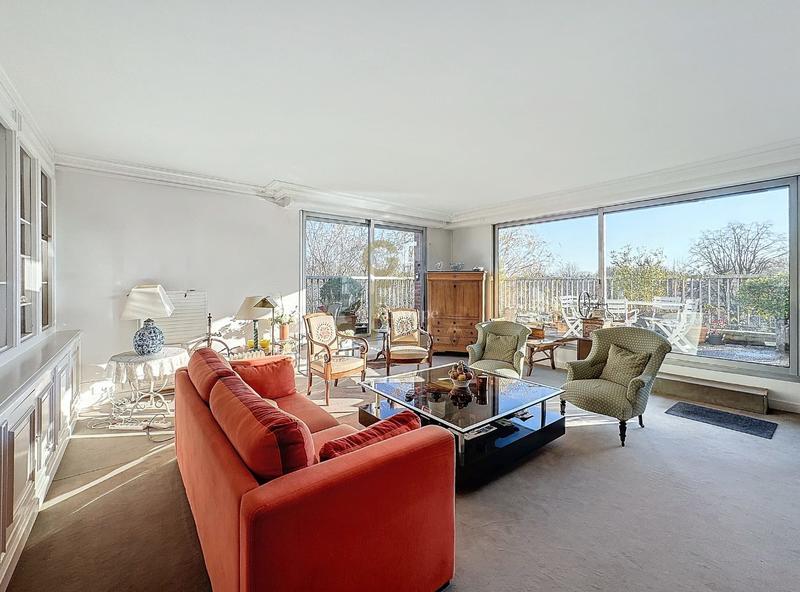 Appartement - 123 m² - 5 pièces