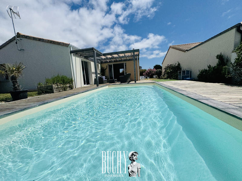 Maison - 94 m² - 4 pièces