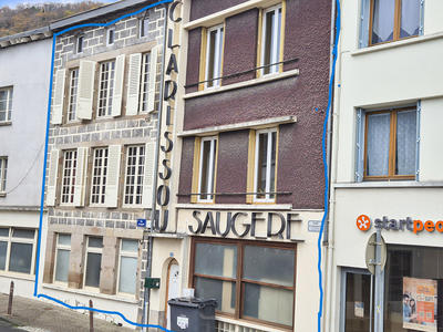 Maison - 473 m² - 21 pièces