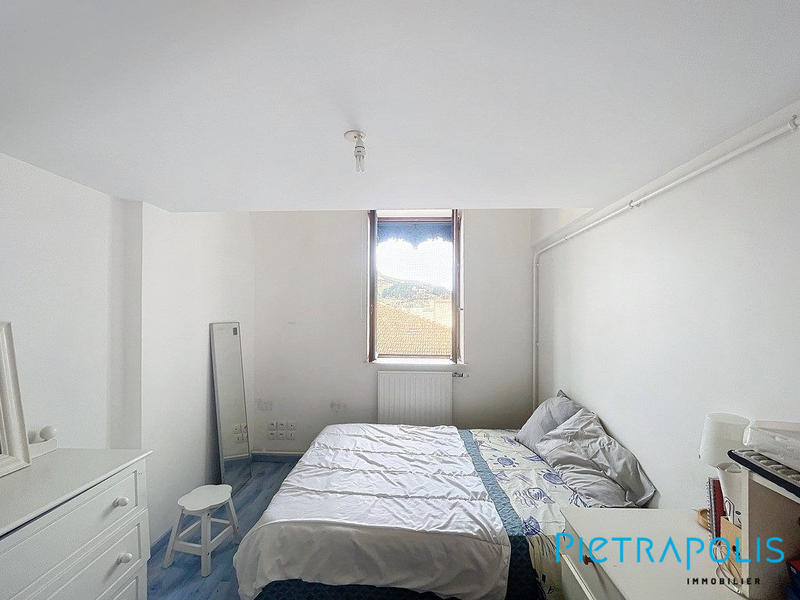 Appartement - 89 m² - 4 pièces