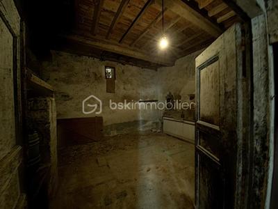 Maison - 90 m² - 2 pièces