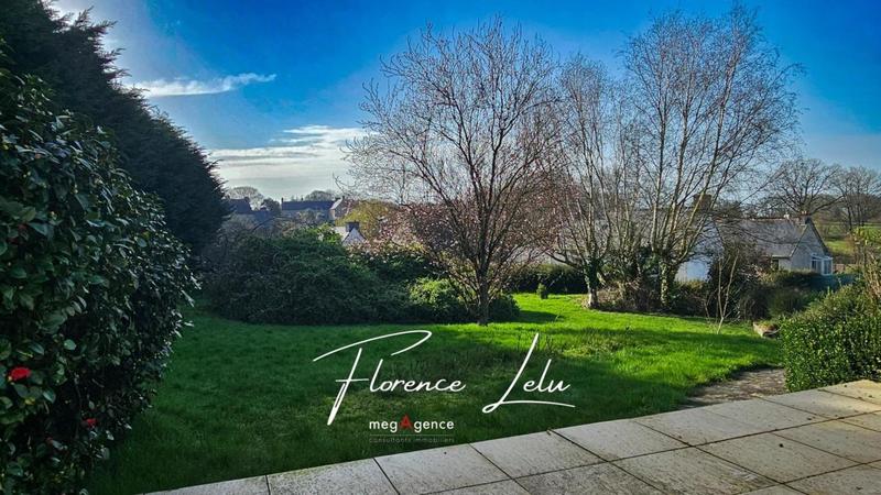 Maison traditionnelle - 131 m² - 6 pièces