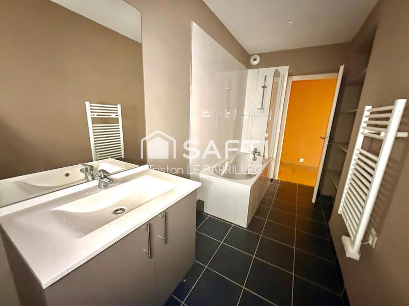 Appartement - 75 m² - 3 pièces