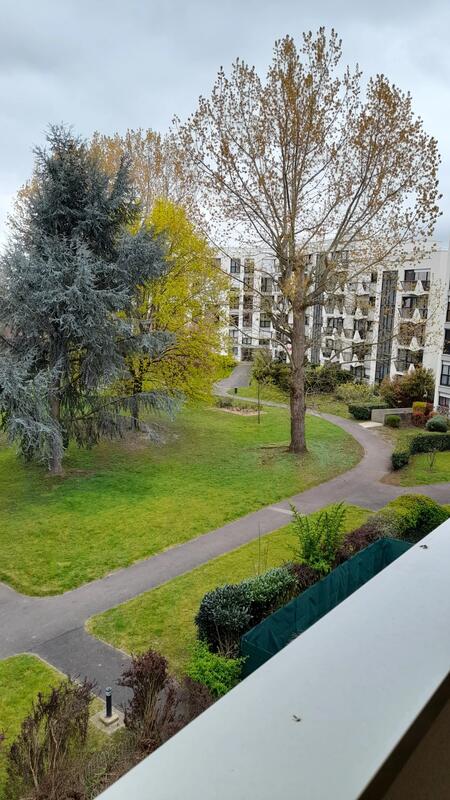 Appartement - 98 m² - 5 pièces