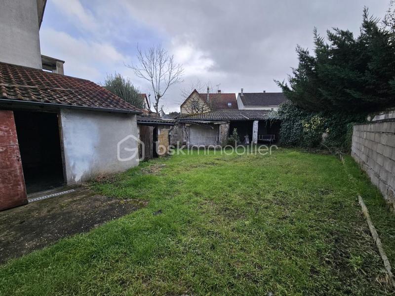 Maison - 202 m² - 5 pièces