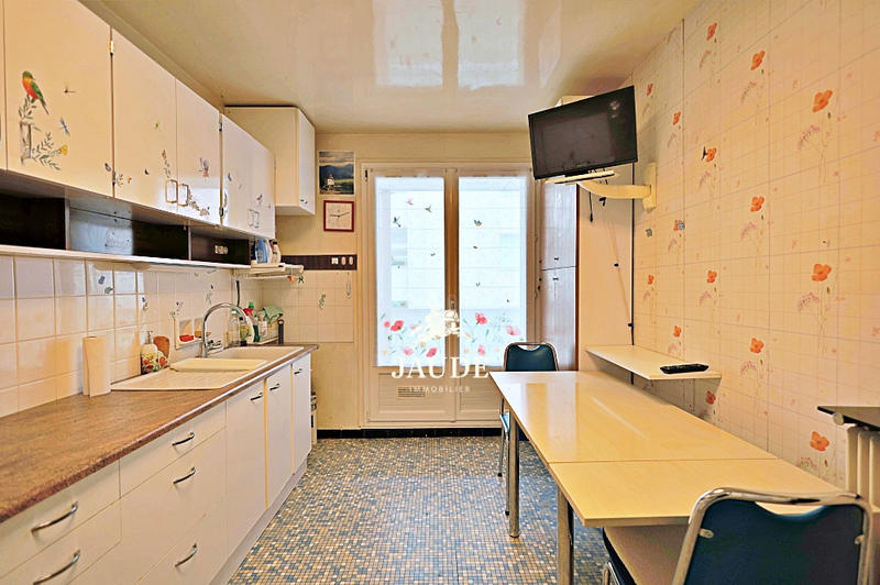 Appartement - 98 m² - 5 pièces