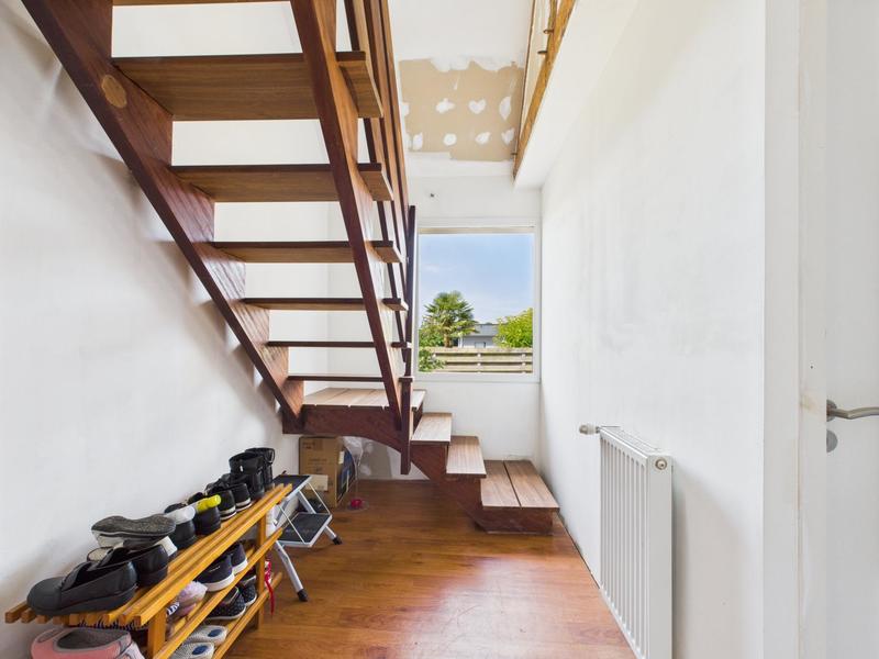 Maison - 180 m² - 6 pièces