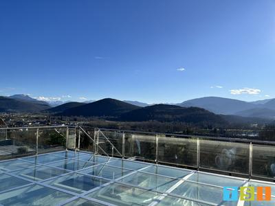 Maison - 182 m² - 5 pièces