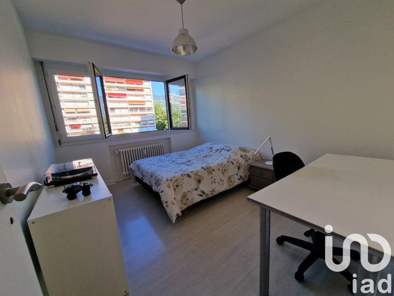 Appartement - 105 m² - 5 pièces