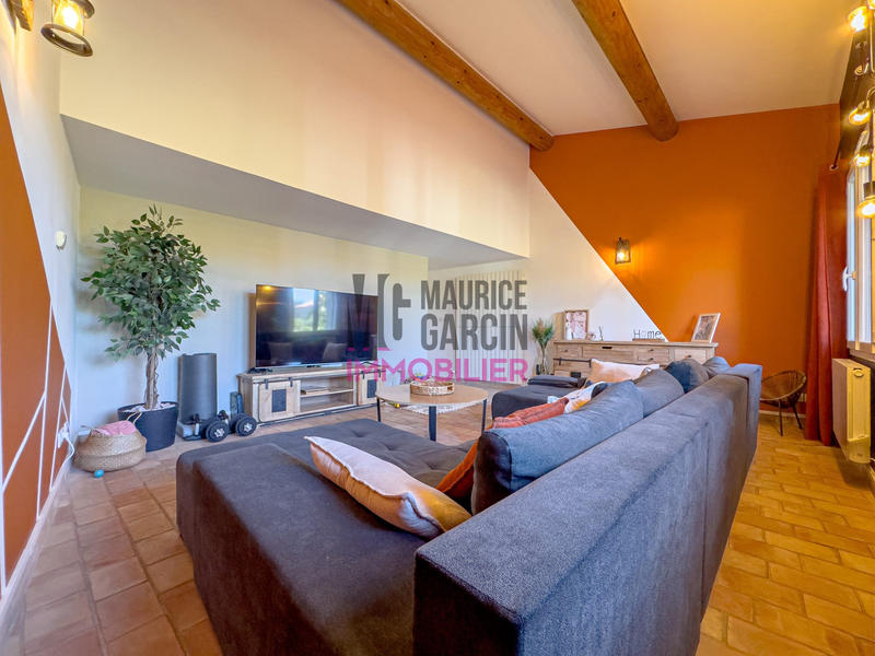 Maison - 136 m² - 4 pièces