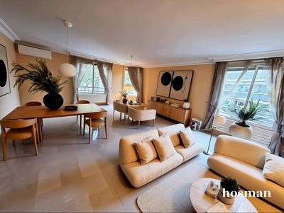 Appartement - 95 m² - 4 pièces