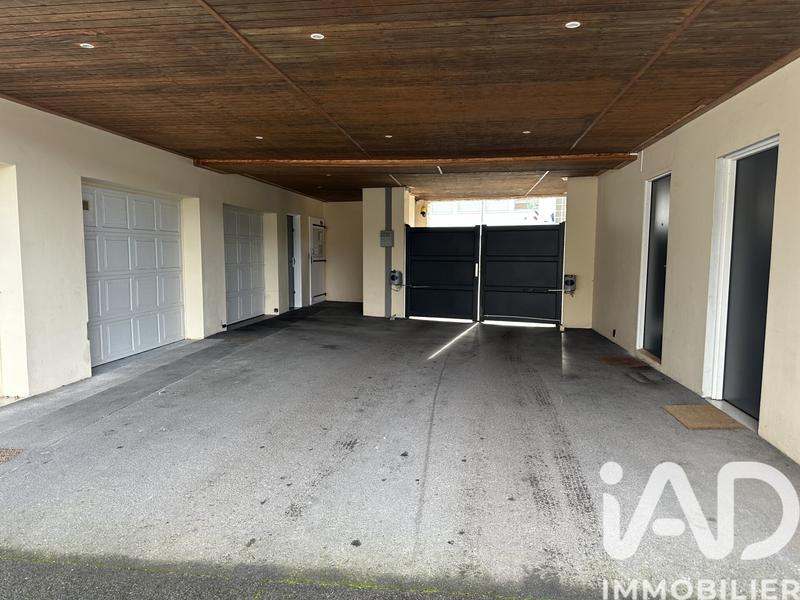 Appartement - 95 m² - 3 pièces