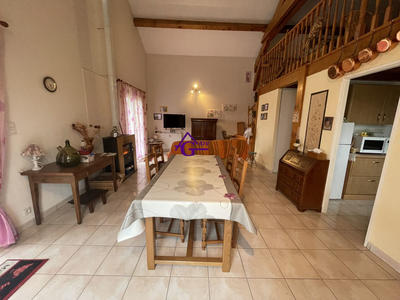 Maison traditionnelle - 112 m² - 4 pièces