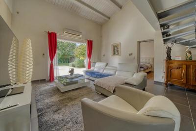 Maison - 180 m² - 7 pièces