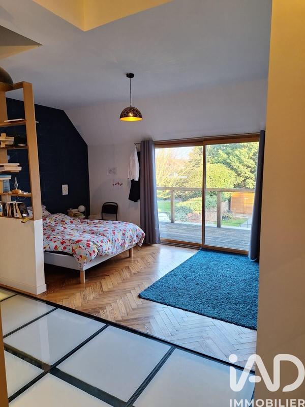 Maison - 159 m² - 8 pièces
