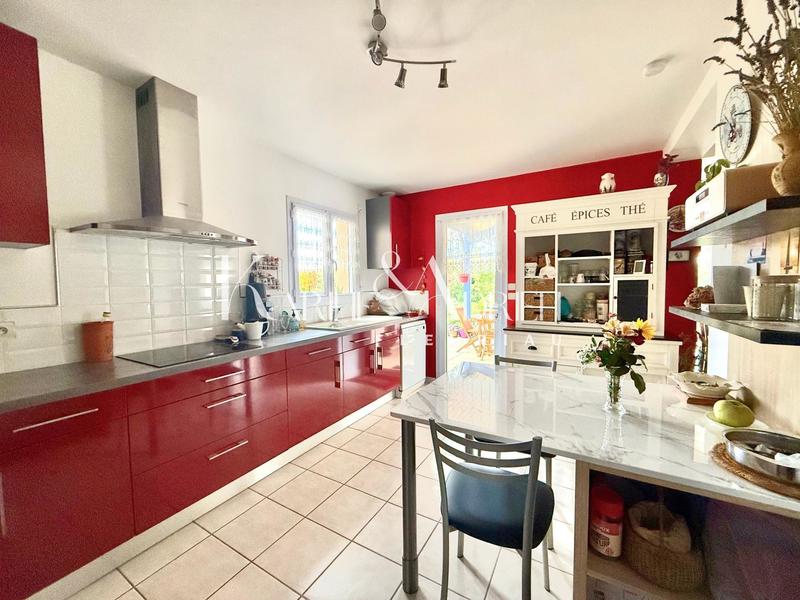 Maison - 127 m² - 4 pièces