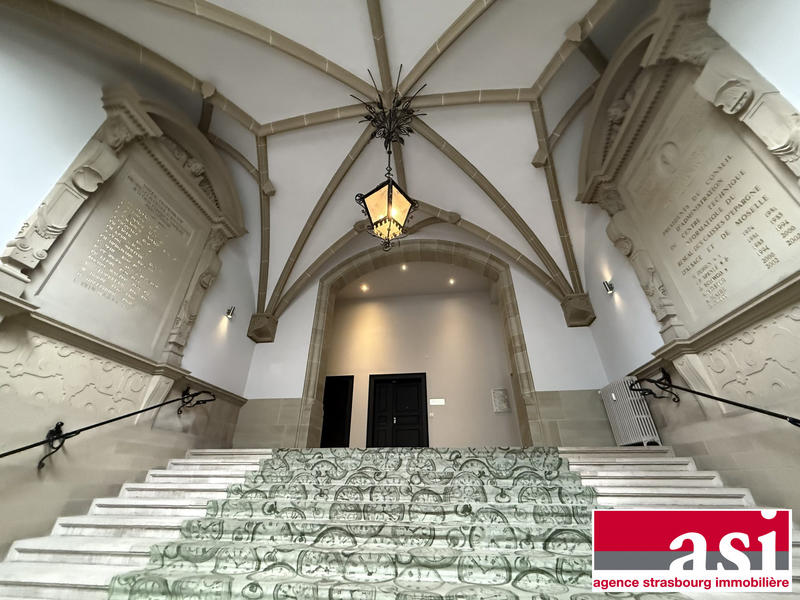 Local d'activités - 90 m² - 3 pièces