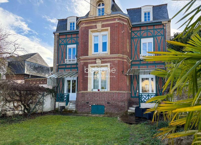 Maison - 152 m² - 6 pièces