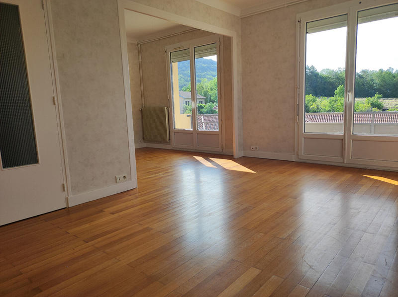 Appartement - 77 m² - 4 pièces