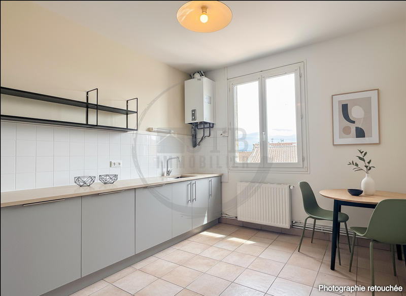 Appartement - 91 m² - 5 pièces