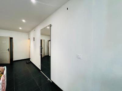 Maison - 259 m² - 5 pièces