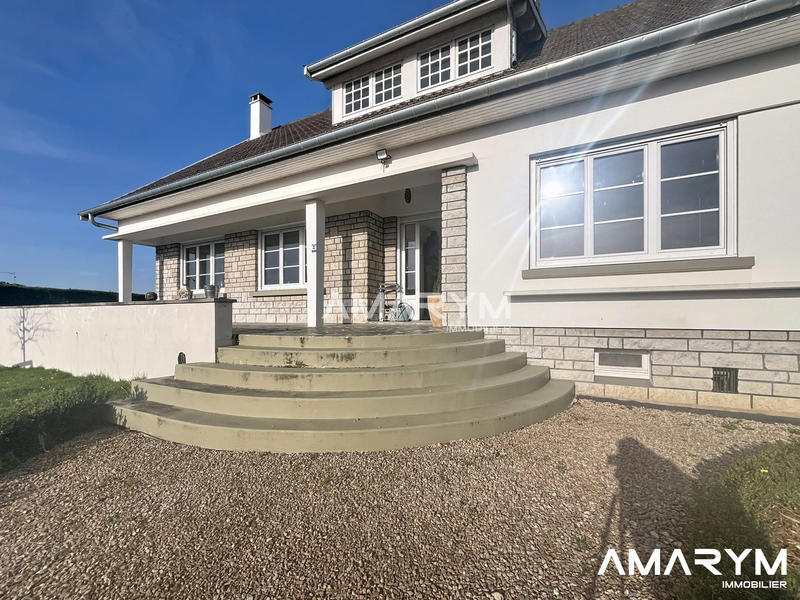 Maison - 139 m² - 5 pièces