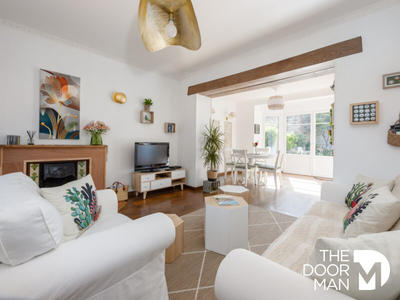 Demeure - 137 m² - 5 pièces