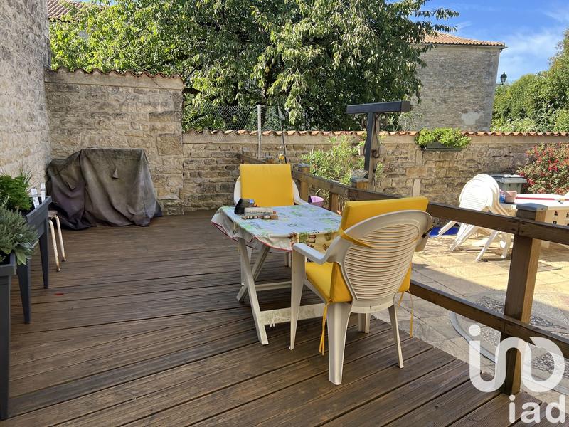 Maison - 237 m² - 11 pièces