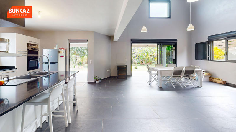 Maison - 170 m² - 4 pièces