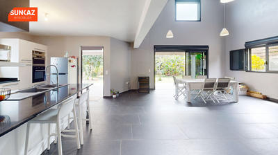 Maison - 170 m² - 4 pièces