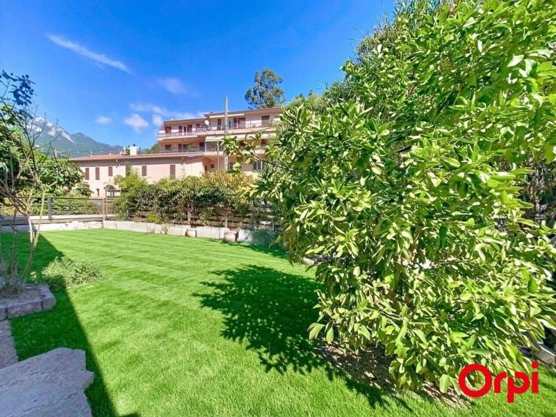 Maison de ville - 139 m² - 5 pièces