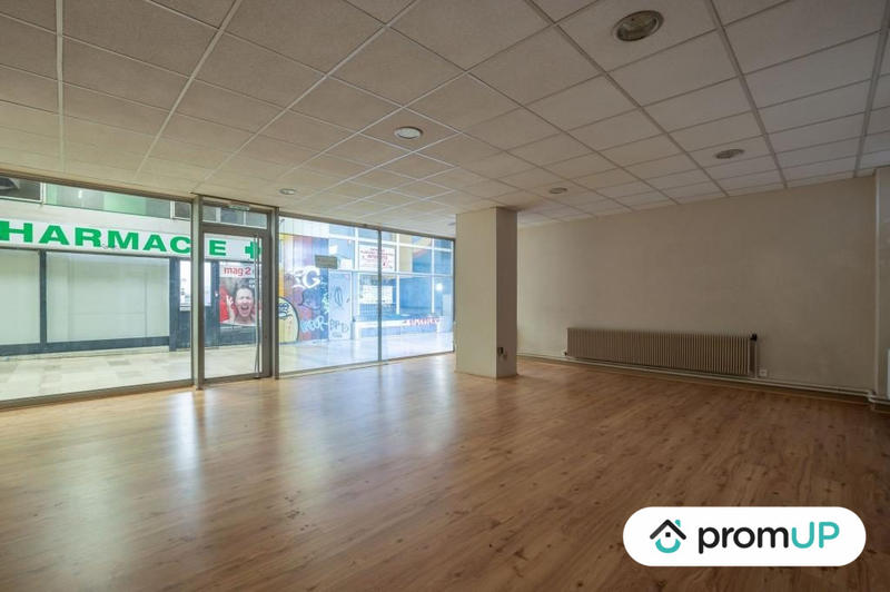 Local commercial - 60 m² - 2 pièces