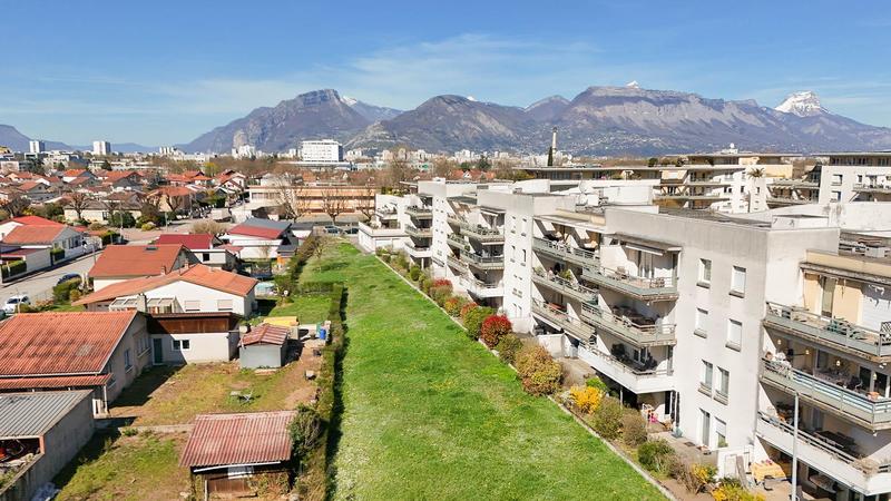 Appartement - 81 m² - 4 pièces