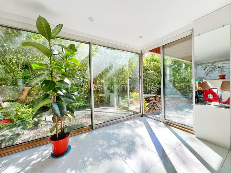 Appartement - 110 m² - 5 pièces