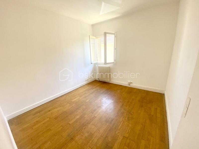 Maison - 80 m² - 5 pièces