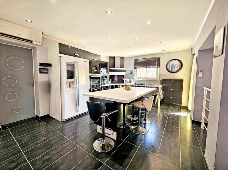 Maison - 150 m² - 5 pièces