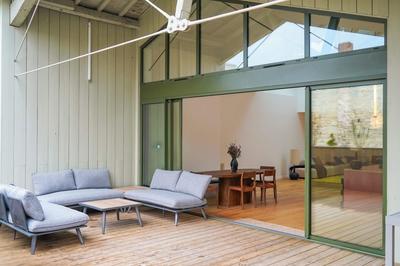 Appartement - 210 m² - 6 pièces