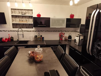 Maison - 196 m² - 8 pièces