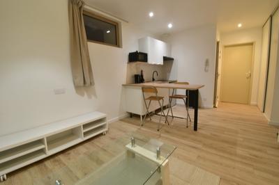 Studio - 24 m² - 1 pièce