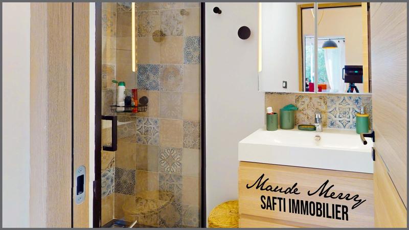 Maison - 163 m² - 7 pièces