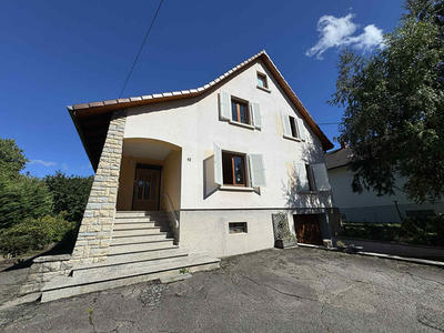 Maison - 154 m² - 9 pièces