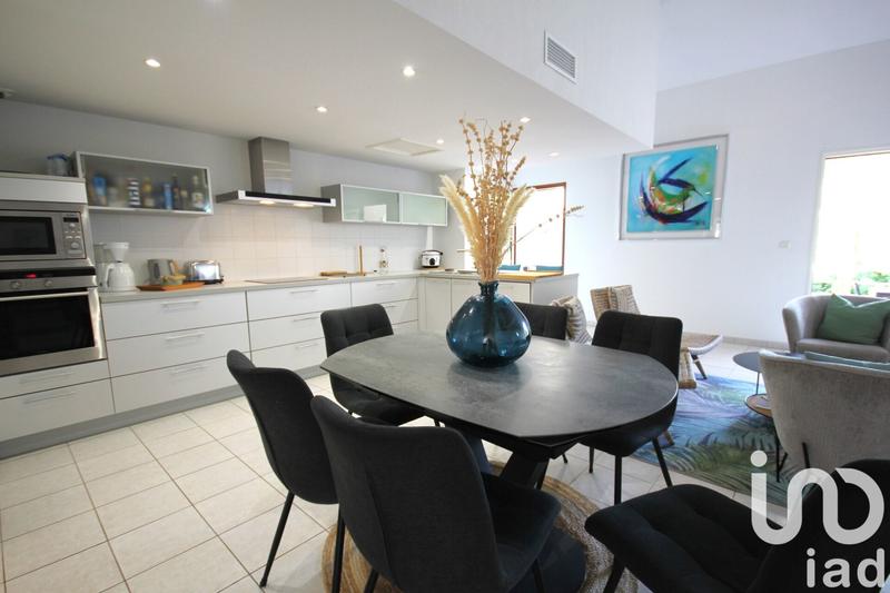 Appartement - 103 m² - 4 pièces